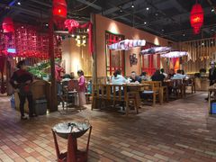 大堂-老滇山寨•云南特色菜•地方菜•民族风情歌舞表演(金碧店)