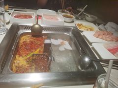 -海底捞火锅鲜切牛肉主题店(长寿路店)