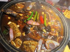 -吞鱼兽麻辣烤鱼(万达店)
