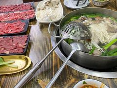 -刘少华贵州小黄牛·鲜牛肉火锅(总店)