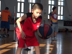 -育华篮球培训(新华路校区)