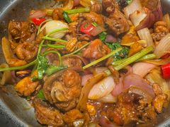 -禄婶鸡煲·打边炉