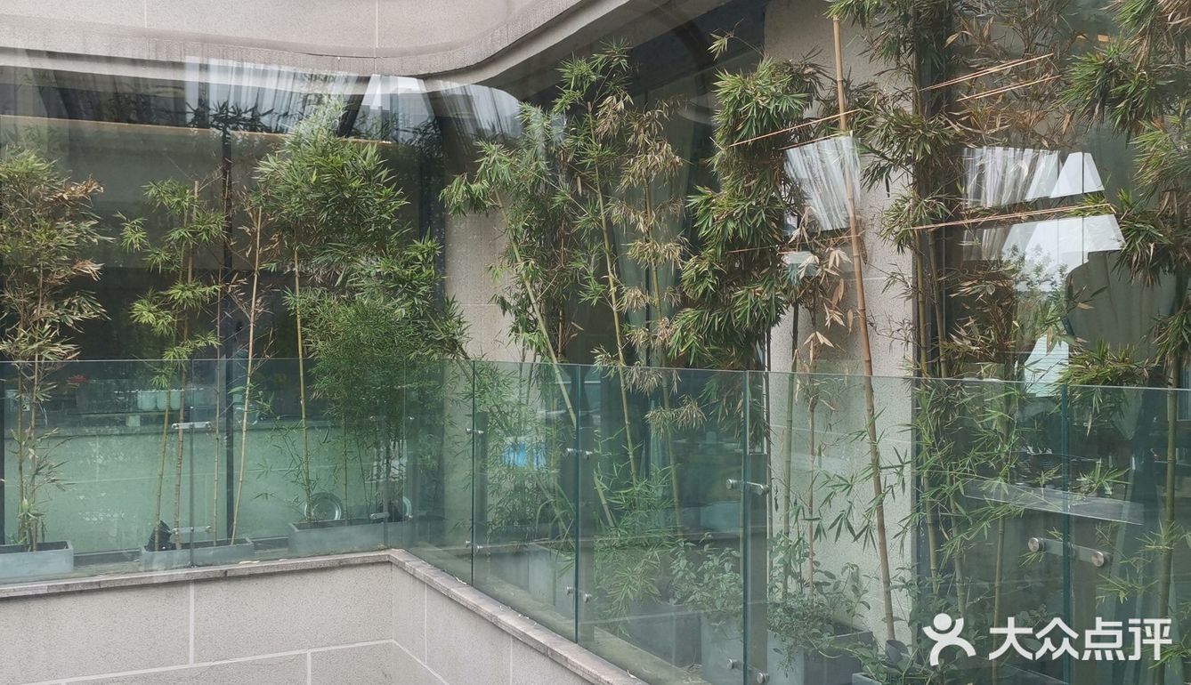 简直是爱了。服务员服务周到细致，赞！