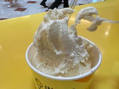 -Inside Scoop Suria KLCC