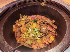 -山河屯铁锅炖·非遗东北菜(南山店)