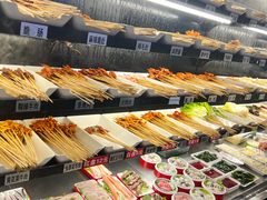 -佰人王串串香火锅(洋珠巷店)