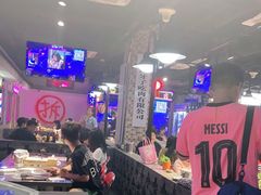 -马路牙子烧烤音乐酒馆(望京店)