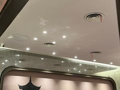 -新白鹿餐厅(西湖银泰店)
