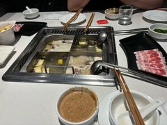 -海底捞火锅(长宁路龙之梦店)