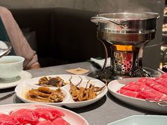 -鼎鼎香·港式火锅(北京SKP店)