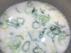 牛肉雪浓汤-神仙雪浓汤(明洞店)