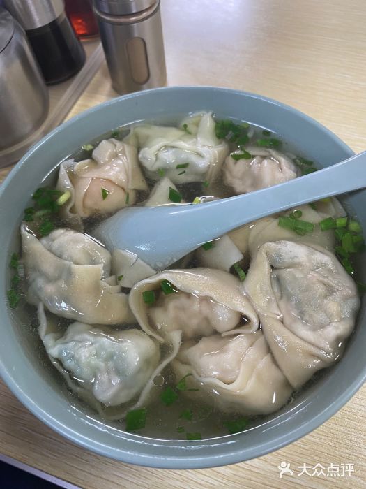顶巧鸡汤馄饨(虹口总店)全家福图片