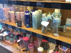 零售区-星巴克臻选(莘庄仲盛店)