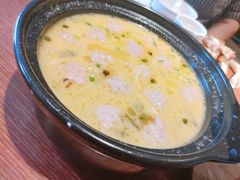 砂锅酸汤丸子-好嫂子酱猪手•农家菜(学院南路店)