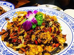 麻辣江湖-功夫小龙虾·烧烤·江湖菜(金沙洲店)