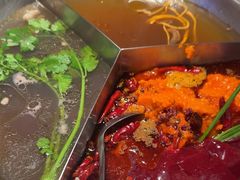 -廖掌柜·重庆鲜货火锅(上海首店)