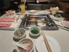 -海底捞火锅鲜切牛肉主题店(长寿路店)
