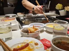 -海底捞火锅鲜切牛肉主题店(长寿路店)