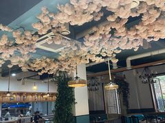 大堂-贵府酸汤牛肉火锅·贵州老字号(飞山街店)