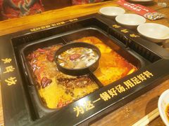 -老牌坊云南鱼豆花火锅(爱建店)