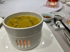 蟹粉桃胶花胶羹-新光酒家·河豚·海鲜·蟹料理(浦东店)