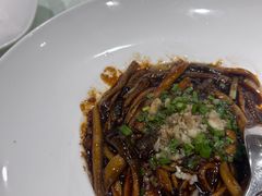 -金枝玉叶上海人家食府(三里河店)