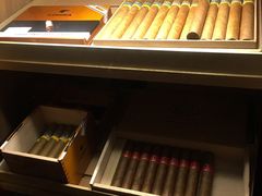 -迪拜帆船酒店海底餐厅