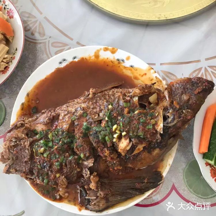 内蒙古美食—黄河开河鱼（拍摄于托克托县）