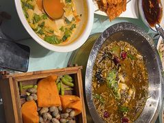 -巴特餐饮6加1音乐餐吧·新疆菜