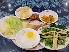 -桥香园云南过桥米线(金马碧鸡店)