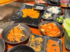 -肉甲韩国木炭烤肉(新壹街1店)