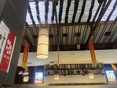 -阿瓦山寨·湘菜现炒·剁椒鱼头王(咸阳总店)