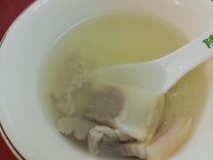 -香猪美食(洛香店)