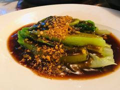 生蚝蒜蓉焗生菜-周三的情书花园餐厅(江北店)