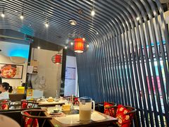 -尚尚仙·酸汤猪手·猪肚鸡火锅(华联万柳购物中心店)