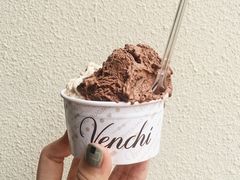 -VENCHI 闻绮(上海佛罗伦萨小镇店)