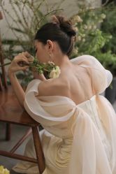 -Lady  Jane高端婚纱礼服馆