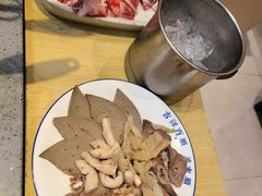 -羊来顺冰煮鲜羊 铁锅烀羊肉(中央大街店)