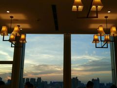 -南湖名都·景湖轩全日制餐厅·海鲜自助·东南亚风味·临湖而食