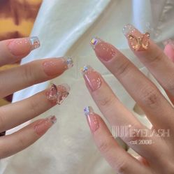 -吉吉靓甲美睫