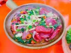 招牌三宝腊味饭-潮香兴煲仔饭(莲花路店)