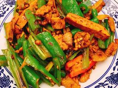 大蒜咸肉炒香干-淮扬韵.淮扬味道