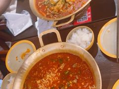 -张翻越·川渝冒菜·武汉黑鸭煲(城北万象城店)