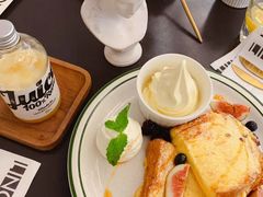 -玲婧胡同·生日蛋糕·餐厅(嘉里城店)