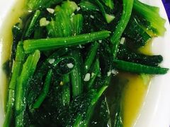 -穆豪麦蒸碗羊羔肉