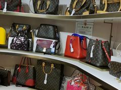 -妃鱼奢侈品回收寄卖(太古汇店)