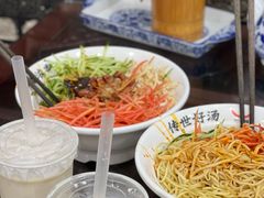 -牛一嘴·兰州牛肉面·大盘鸡(财富中心店)