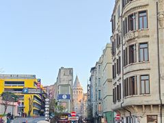 -加拉达石塔