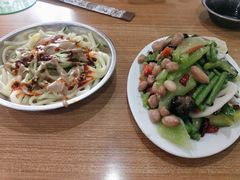 麻酱凉皮-清真老铁家灌汤包