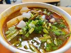 -江三王记牛杂馆(总店)